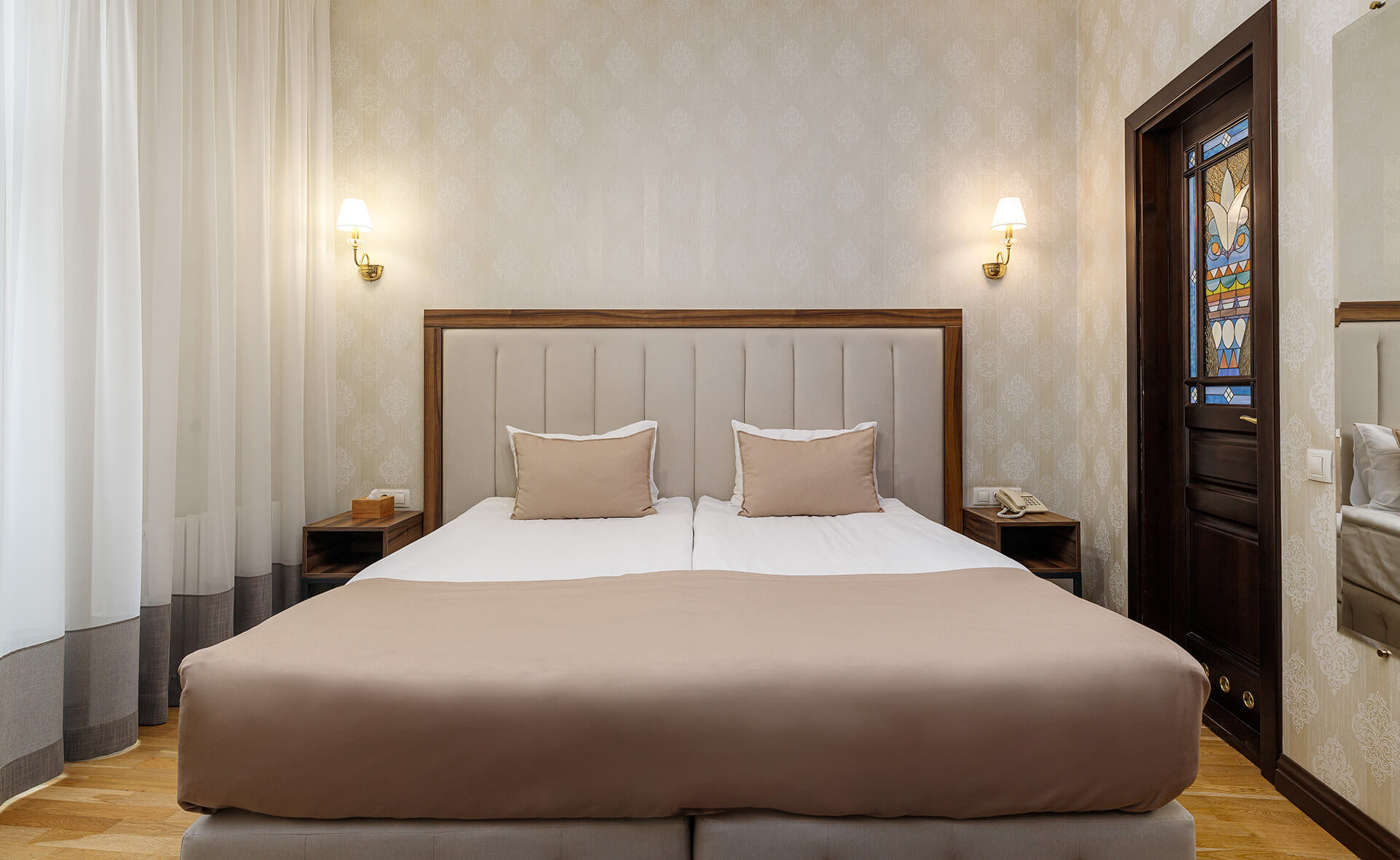 Feder Boutique Hotel - забронювати номер в готелі Львів