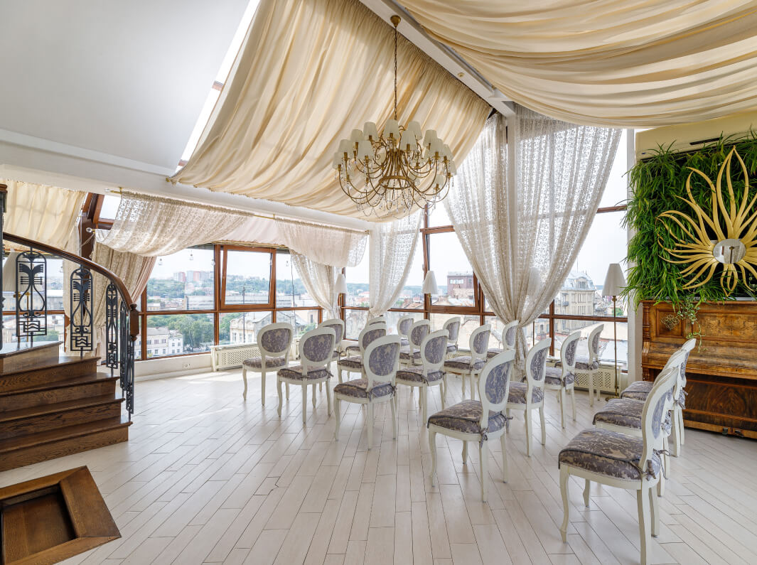 Конференц зал «SKY DECK»   - Feder Boutique Hotel